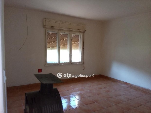 S�sdi elad� 67 nm-es h�z