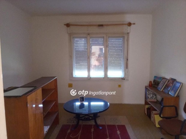 S�sdi elad� 67 nm-es h�z