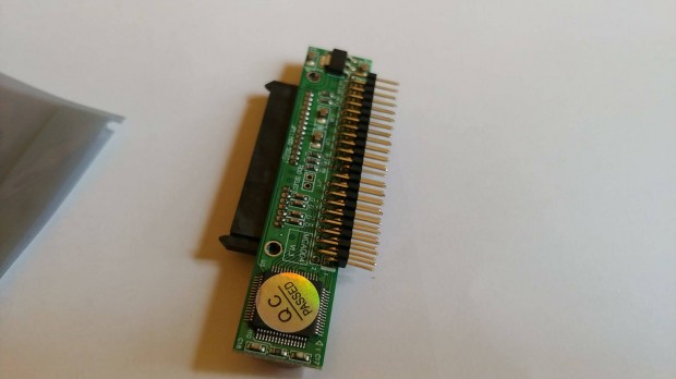 Sata ( 7pin+15pin ) 44 pin Pata ( IDE ) talakt krtya laptop