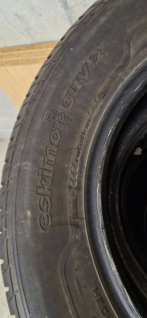 Sava Eskimo SUV 235 65 r16 téligumi