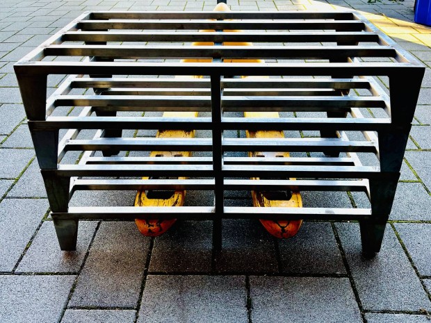 Savll rozsdamentes raklap szekrny polc