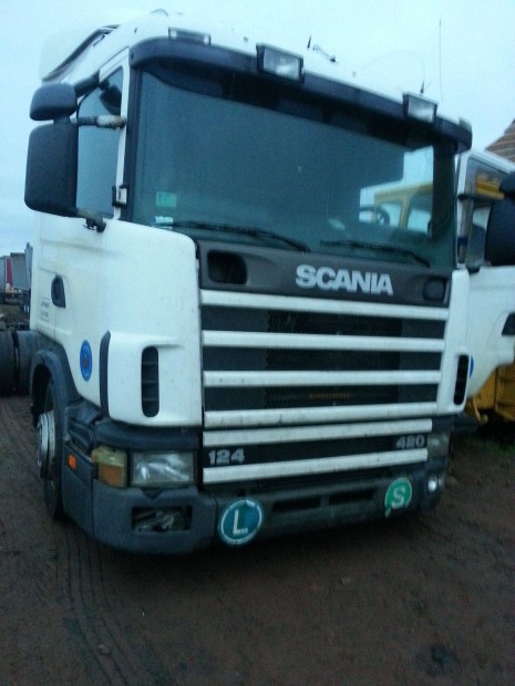 Scania 420-AS Adagol�s 1998-AS �vj.Alv�zas Bontand� Alkatr�szei Elad�k