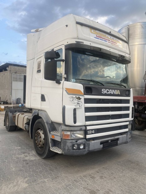 Scania 420 nyerges nyergesvontató 