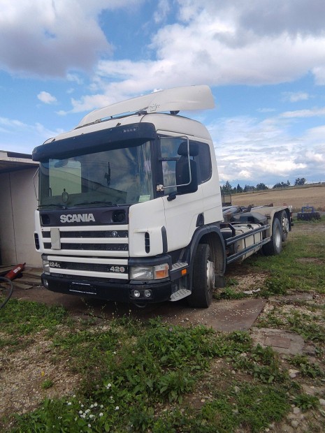 Scania P124LB 6 x 2 NA400 multiliftes eladó