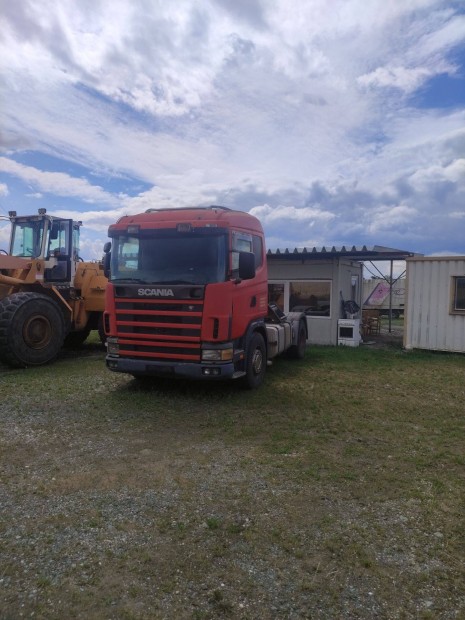 Scania nyerges R124LA 4 x 2 NA 470 eladó, cserélhető