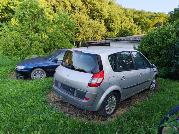 Scenic II 1.5dci bontásra (facelift előtti)