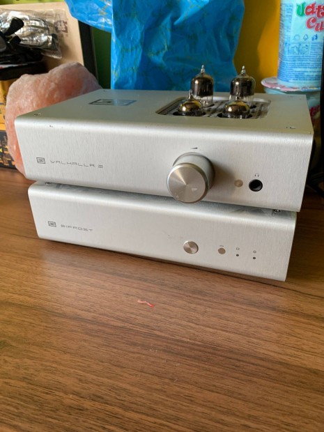 Schiit Valhalla+Bifrost Dac+Amp s Sennheiser HD S660 fejhallgat