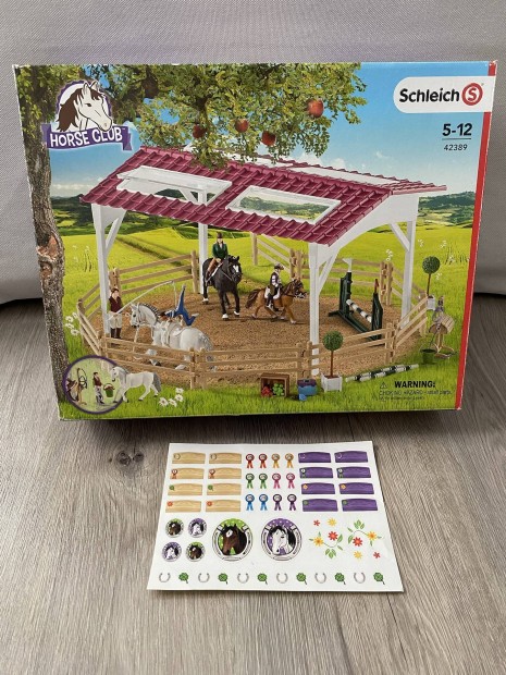 Schleich Lovasiskola