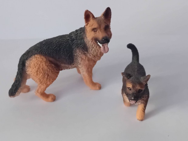 Schleich Nmetjuhsz kutya + klyk figura