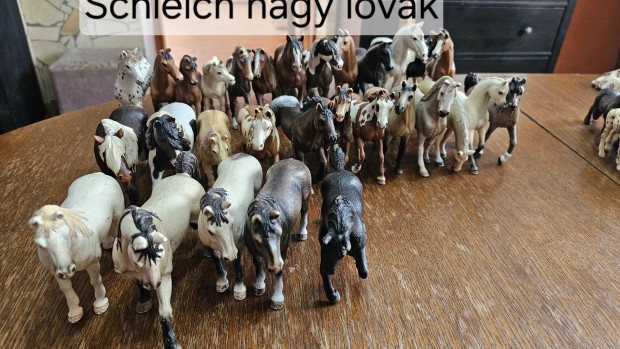 Schleich, Mojo, Bullyland lovak