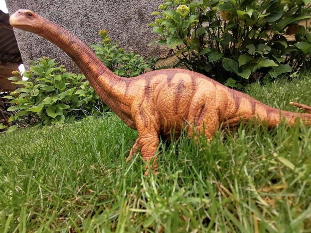 Schleich apatosaurus