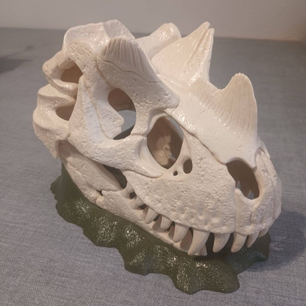 Schleich dinoszaurusz koponya