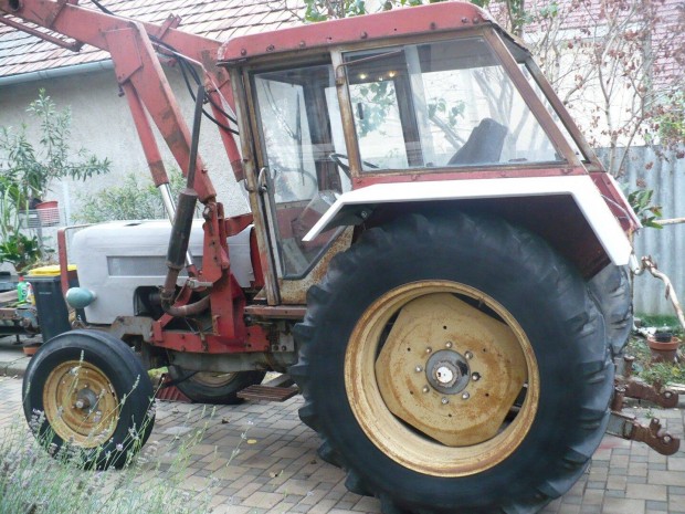 Schlüter Compact 850 traktor