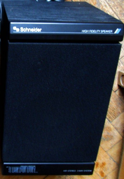 Schneider 2750 LS hangdobozok