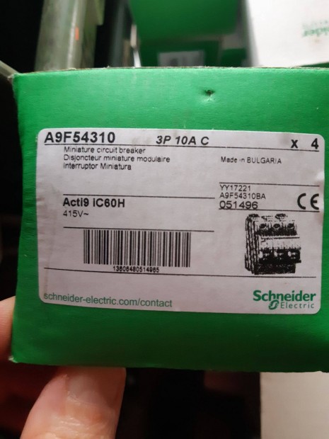 Schneider A9 iC60H 3P 10A C 6KA kismegszakt A9F54310