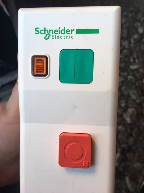 Schneider Electric tokozott motorindt