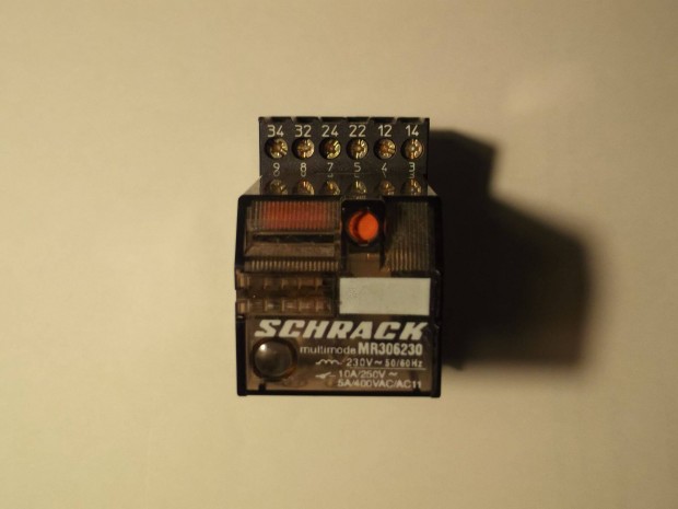 Schrack MT Rel� 230V AC