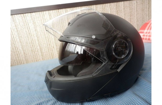 Schuberth C3 mattfekete buk�sisak XL 61 cm sz�p plexi �s b�l�s