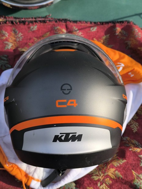 Schuberth C4 KTM motoros sisak buksisak L/59