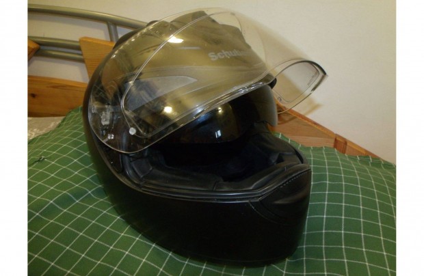 Schuberth S1 Pro zárt bukósisak bélés nélkül 58/59 méret napszemüveges
