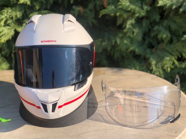 Schuberth SR2 buksisak S-es, matt fehr. Schubert Ingyen Foxpost!