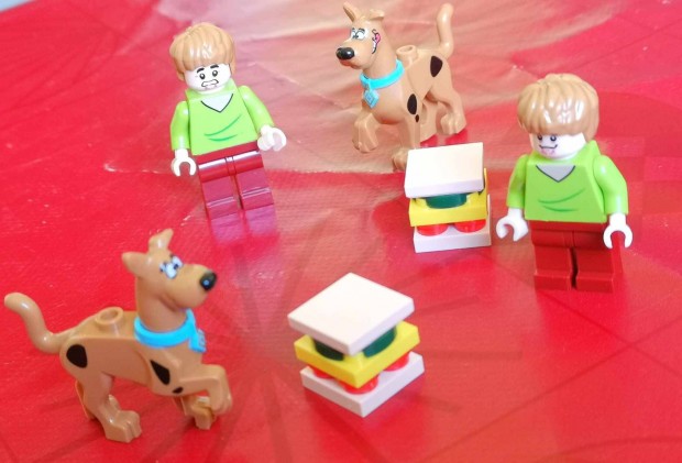 Scooby Doo s Bozont, Elmo, Koponya pk filmes jtk figurk