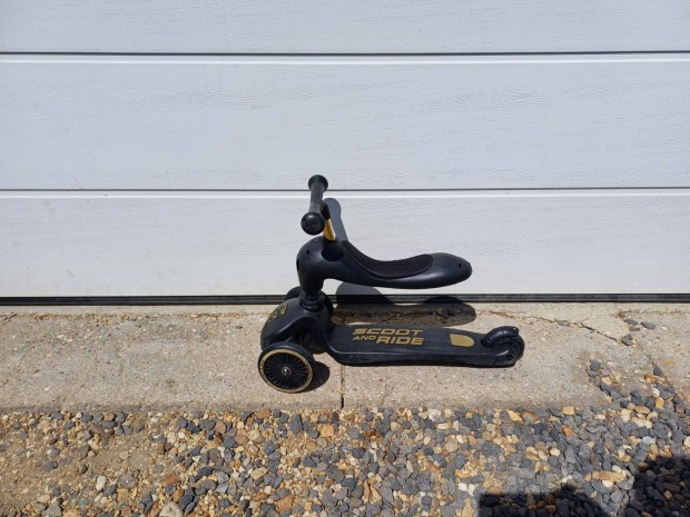 Scoot and Ride Roller Eladó Ülve es álva is lehet használni! Fékezhetö
