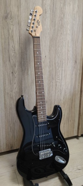 Scorpion Stratocaster elektromos gitar 