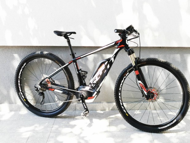 Scott 29" emtb elektromos mountain bike kerékpár MTB Bosch