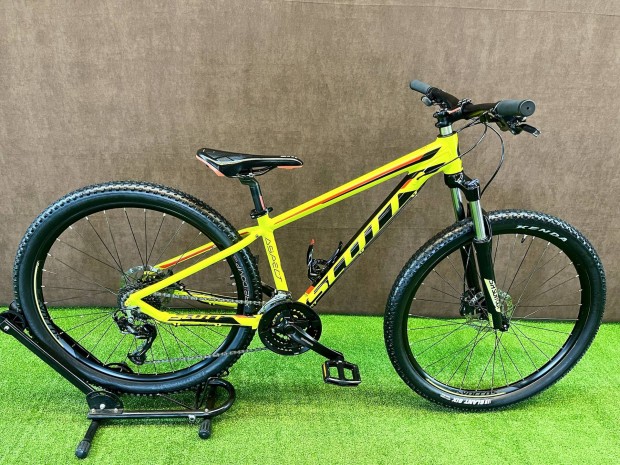 Scott Aspect 750 MTB kerkpr! 27.5"! Shimano! Trcsafk! Lock out!