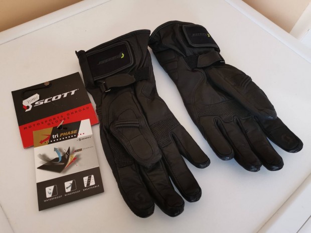 Scott v�z�ll� motoros keszty� elad� 