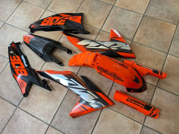 Scubdesignz dekorral KTM SX 2023-25 idomszett
