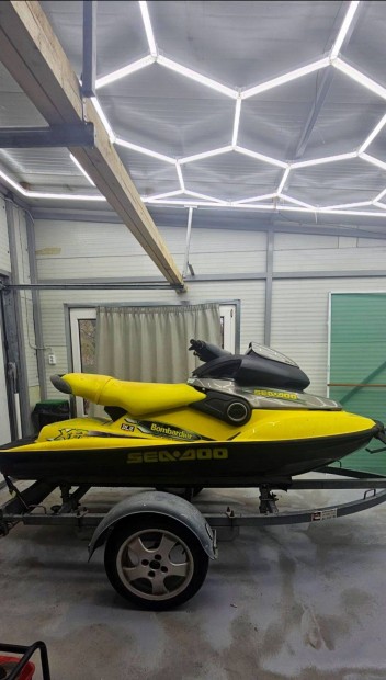 Sea Doo Bombardier XP. Quadra cser�ln�m