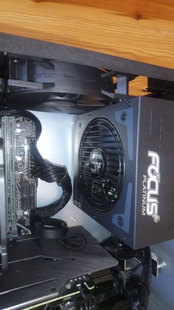 Seasonic Focus Plus Platinum 550W