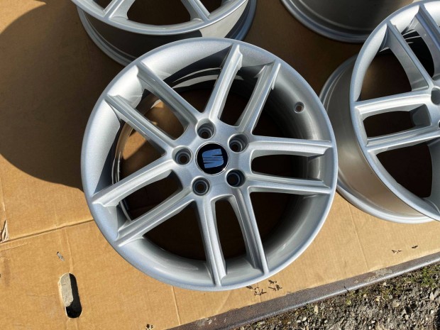 Seat 17" 5x112 gyri alufelni elad 17 coll Leon Altea Alhambra