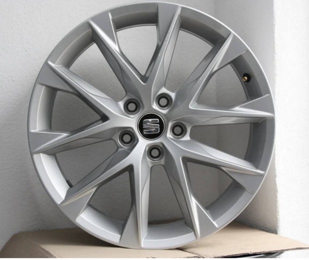 Seat 18as gyri alufelni 5x112 Leon Altea Fr