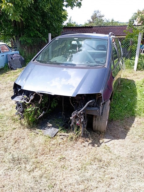 Seat Alhambra 1.9 pd tdi alkatrszek motorhztet srvd ajt 