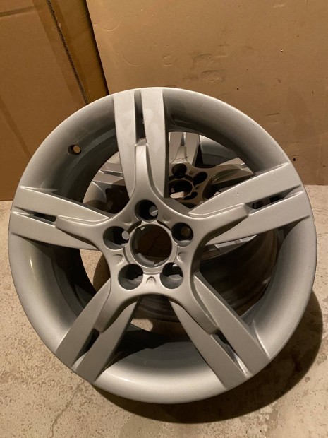 Seat Alhambra gyri alufelni