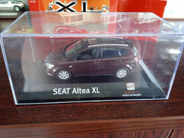 Seat Altea XL kisauto modell 1/43 Elad