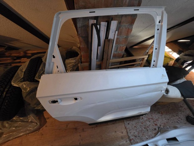 Seat Ateca 2023 jobb hatso ajto