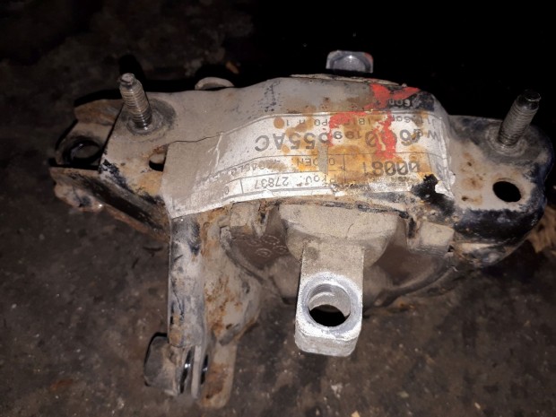 Seat Cordoba 02-08 Bal Motortartó Bak