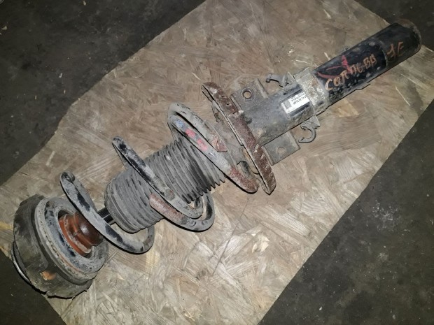 Seat Cordoba 02-08 Jobb Els� Leng�scsillap�t�