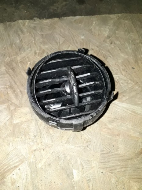 Seat Cordoba 02-08 Jobb Els� Szell�z�