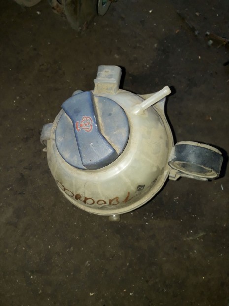 Seat Cordoba 02-08 Kiegyenlítő Tartály