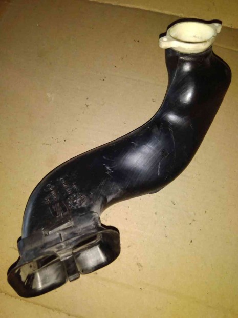 Seat Cordoba 02-08 Levegőcső