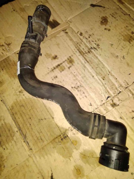 Seat Cordoba 02-08 Vízcső + Csonk