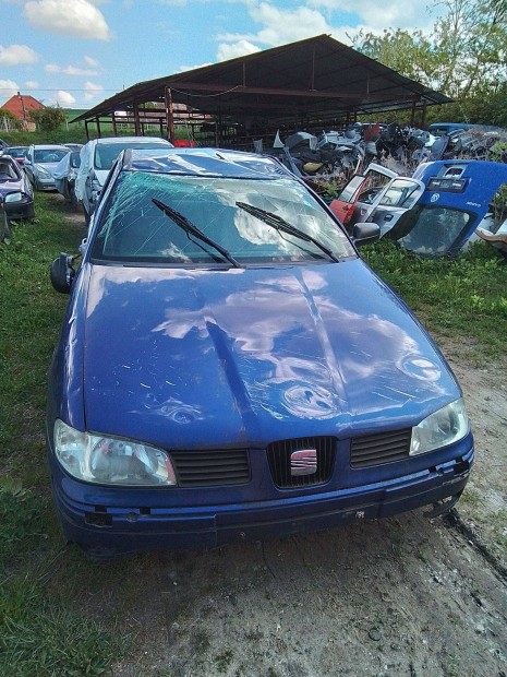 Seat Cordoba 1,4 Benzin 2002.év. Psz: 1676