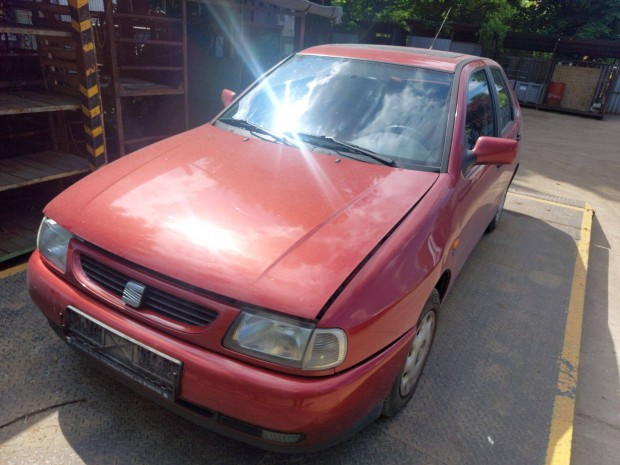 Seat Cordoba 6K 1.4 alkatrészei