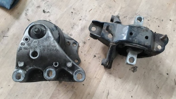 Seat Cordoba 6L motor váltó tartó bak pár