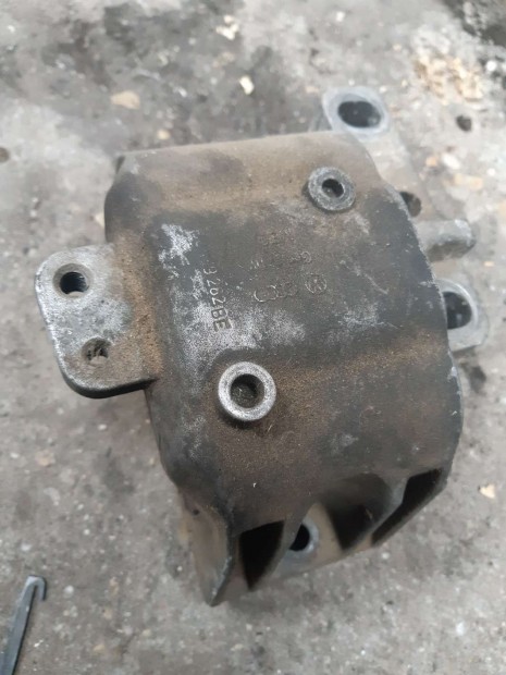 Seat Cordoba 94-02 Jobb Motortart� Bak